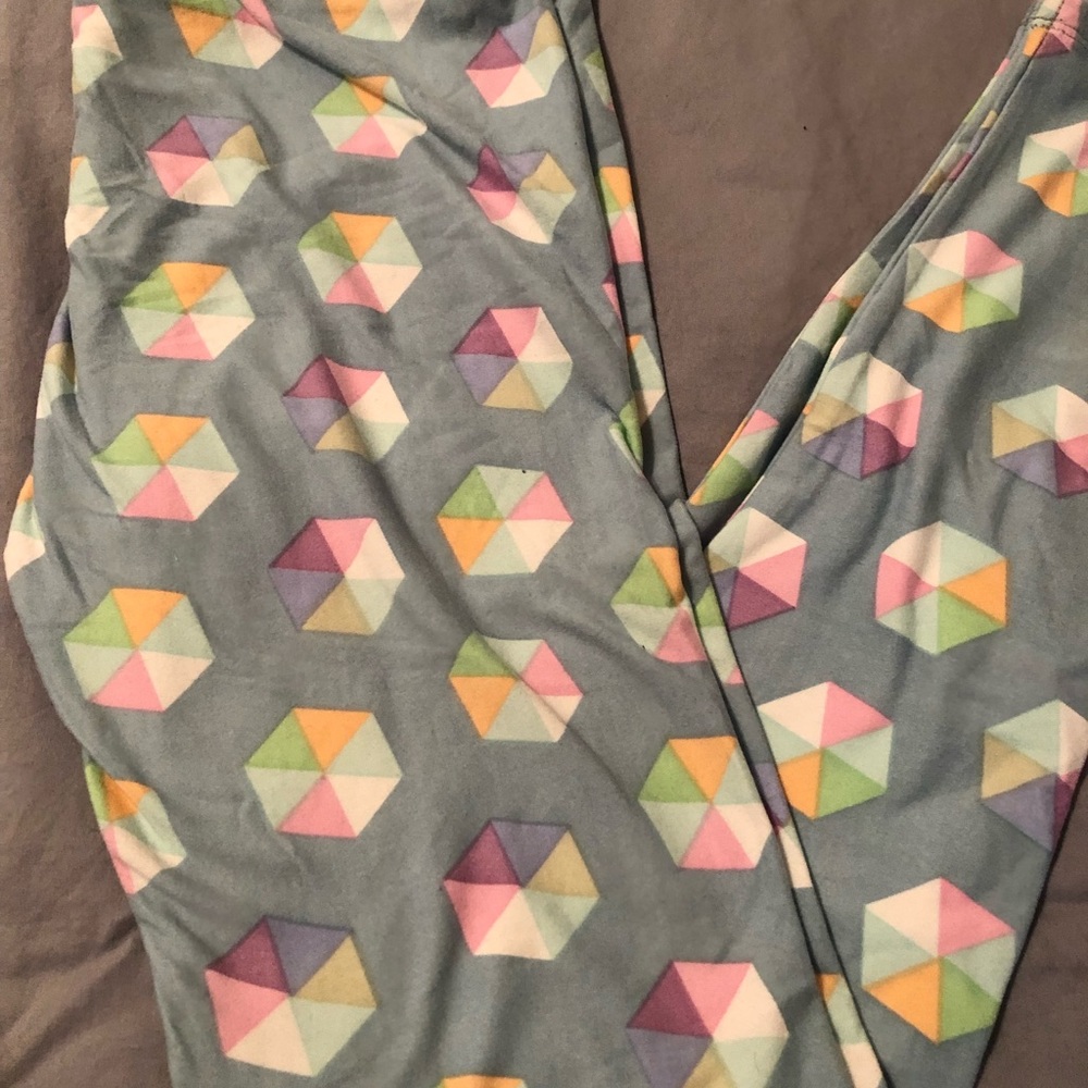 Lularoe - Picture 6 of 8
